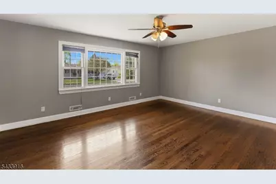 154 Mulberry Ln, Middlesex, NJ 08846 - Photo 13