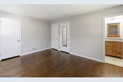 154 Mulberry Ln, Middlesex, NJ 08846 - Photo 21