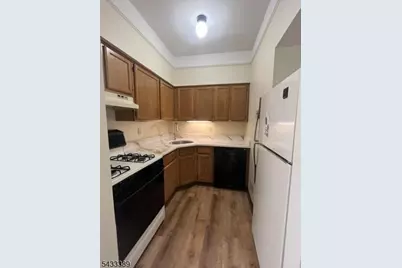 39 Wetmore Ave  Unit #A, Morristown, NJ 07960 - Photo 9