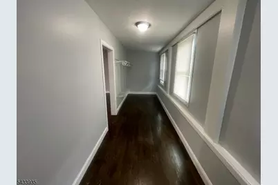 52 Smith St, Newark, NJ 07106 - Photo 5