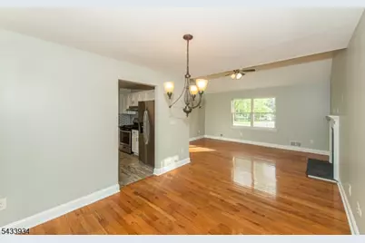 30 Colby Ct, White Township, NJ 07823 - Photo 13