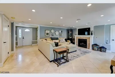 11 Carlisle Rd, Wayne, NJ 07470 - Photo 9