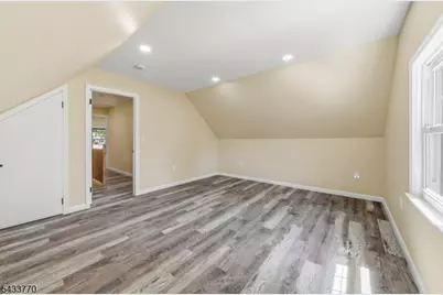 573 Conant St, Hillside, NJ 07205 - Photo 23