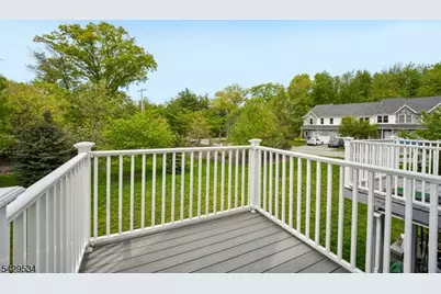 26 Decroce Ct, Parsippany, NJ 07054 - Photo 19