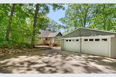 24 Toboggan Trl, Vernon, NJ 07461 - Photo 1