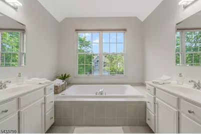 47 Ramapo Dr, Bernards Township, NJ 07920 - Photo 27
