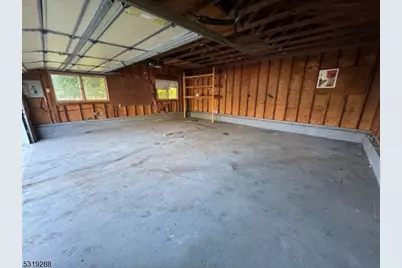 28 Susquehanna St, Franklin, NJ 07416 - Photo 5