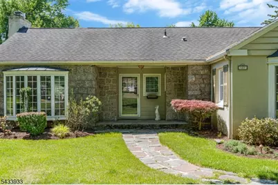 487 Knollwood Dr, Bridgewater, NJ 08807 - Photo 3