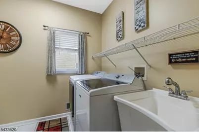 228 Woodside Ln, Bridgewater, NJ 08807 - Photo 15