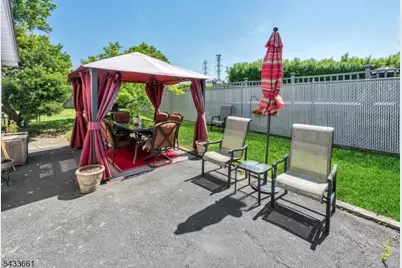 50 Chestnut St, Belleville, NJ 07109 - Photo 35