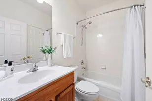 35 Hardenbergh St, Franklin Township, NJ 08873 - Photo 23