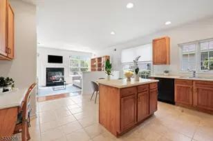35 Hardenbergh St, Franklin Township, NJ 08873 - Photo 11
