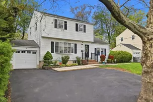 7 Spier Dr, Livingston, NJ 07039 - Photo 35