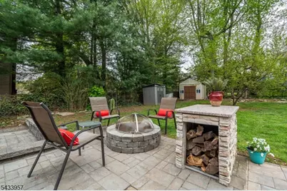 7 Spier Dr, Livingston, NJ 07039 - Photo 37