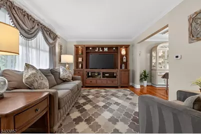 7 Spier Dr, Livingston, NJ 07039 - Photo 11
