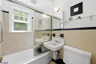 156 N Hillside Ave, Chatham, NJ 07928 - Photo 17