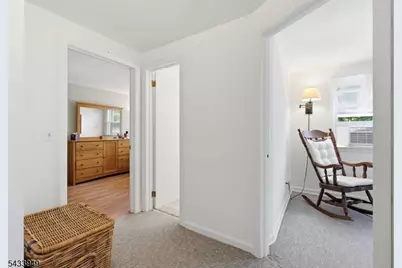 156 N Hillside Ave, Chatham, NJ 07928 - Photo 23