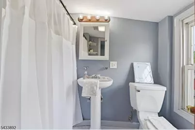 65 Carteret St, Bloomfield, NJ 07003 - Photo 21