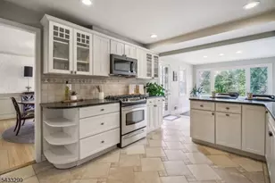 71 Whiteoak Dr, South Orange, NJ 07079 - Photo 9