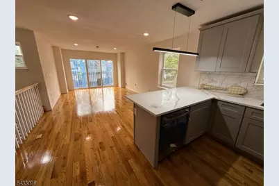 144 Fabyan Pl, Newark, NJ 07112 - Photo 15