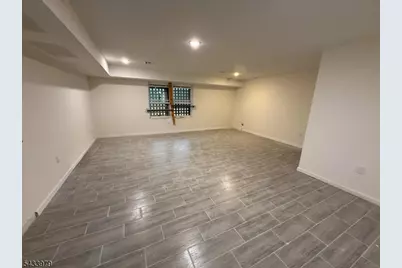144 Fabyan Pl, Newark, NJ 07112 - Photo 9