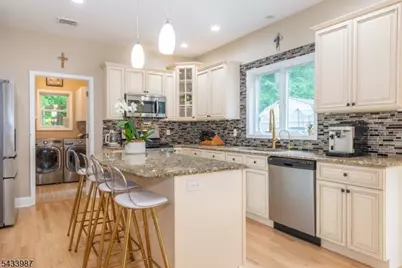 88 Mathews Ave, Riverdale, NJ 07457 - Photo 7