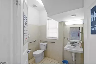 431 Washington Ave, Belleville, NJ 07109 - Photo 15