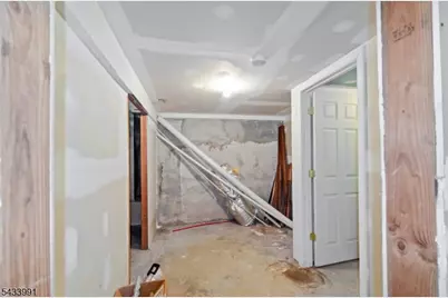 431 Washington Ave, Belleville, NJ 07109 - Photo 43