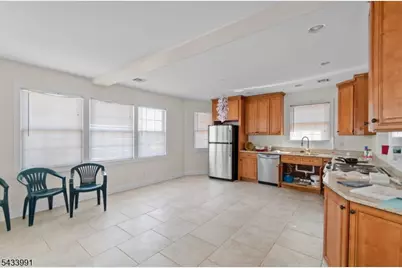 431 Washington Ave, Belleville, NJ 07109 - Photo 25