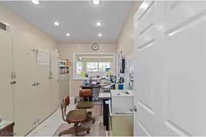 431 Washington Ave, Belleville, NJ 07109 - Photo 11