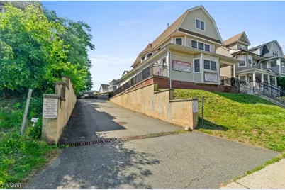 431 Washington Ave, Belleville, NJ 07109 - Photo 3