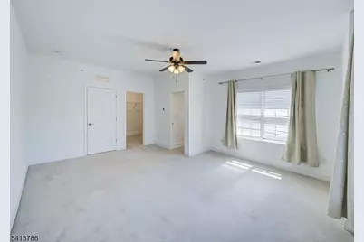 67 Veterans Way, Morris Plains, NJ 07950 - Photo 27