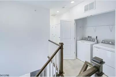 67 Veterans Way, Morris Plains, NJ 07950 - Photo 15