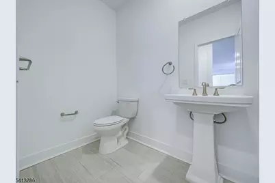 67 Veterans Way, Morris Plains, NJ 07950 - Photo 13