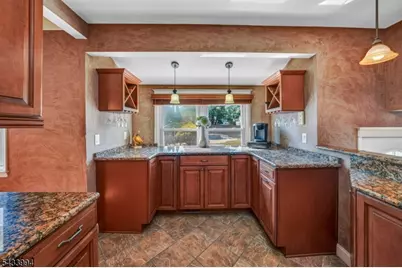 1075 Sherman Ave, South Plainfield, NJ 07080 - Photo 7