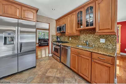 1075 Sherman Ave, South Plainfield, NJ 07080 - Photo 9