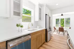 506 Warren St, Hackettstown, NJ 07840 - Photo 17