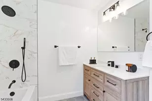 506 Warren St, Hackettstown, NJ 07840 - Photo 25
