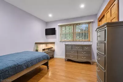 17 Foxhill Ln, Ringwood, NJ 07456 - Photo 25