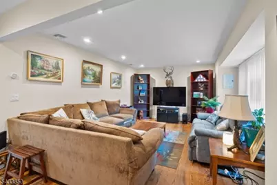 17 Foxhill Ln, Ringwood, NJ 07456 - Photo 5