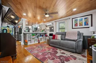 371 Raleigh Rd, Rahway, NJ 07065 - Photo 3