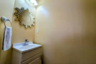 20 Cambridge Ct, Montgomery Township, NJ 08540 - Photo 9