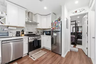 235 Dakota St, Paterson, NJ 07503 - Photo 13