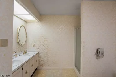 110 Edgewood Ave, Green Brook Township, NJ 08812 - Photo 19