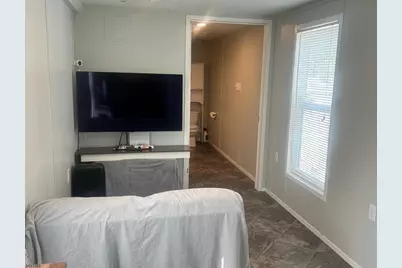 20 Watts Street, South River, NJ 08882 - Photo 9