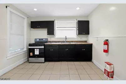 582 Roseberry St, Phillipsburg, NJ 08865 - Photo 25