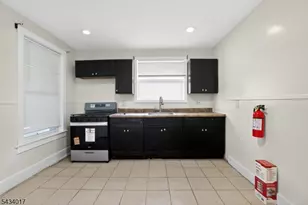 582 Roseberry St, Phillipsburg, NJ 08865 - Photo 25