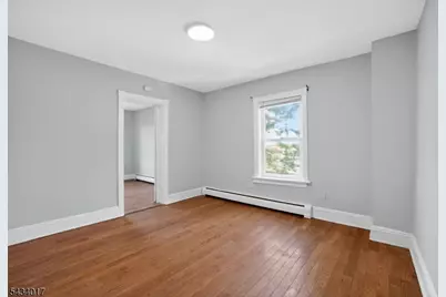 582 Roseberry St, Phillipsburg, NJ 08865 - Photo 7