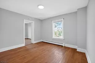 582 Roseberry St, Phillipsburg, NJ 08865 - Photo 7