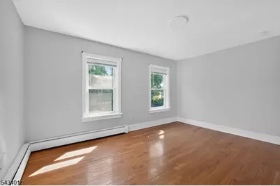582 Roseberry St, Phillipsburg, NJ 08865 - Photo 11